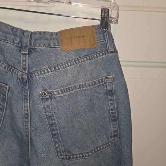 H&M &Denim Wide Leg Utra High Waist Size 6 Distressed - Picture 8 of 8